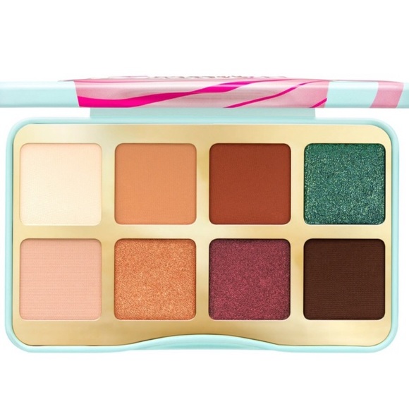 Too Faced Christmas Coffee Bite Sized Eye Shadow Palette - Picture 4 of 13